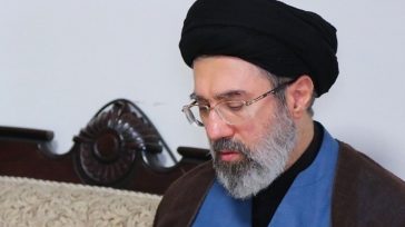 Ιράν: Ο επικεφαλής των δικαστικών αρχών συναντήθηκε με τον Χαμενεΐ