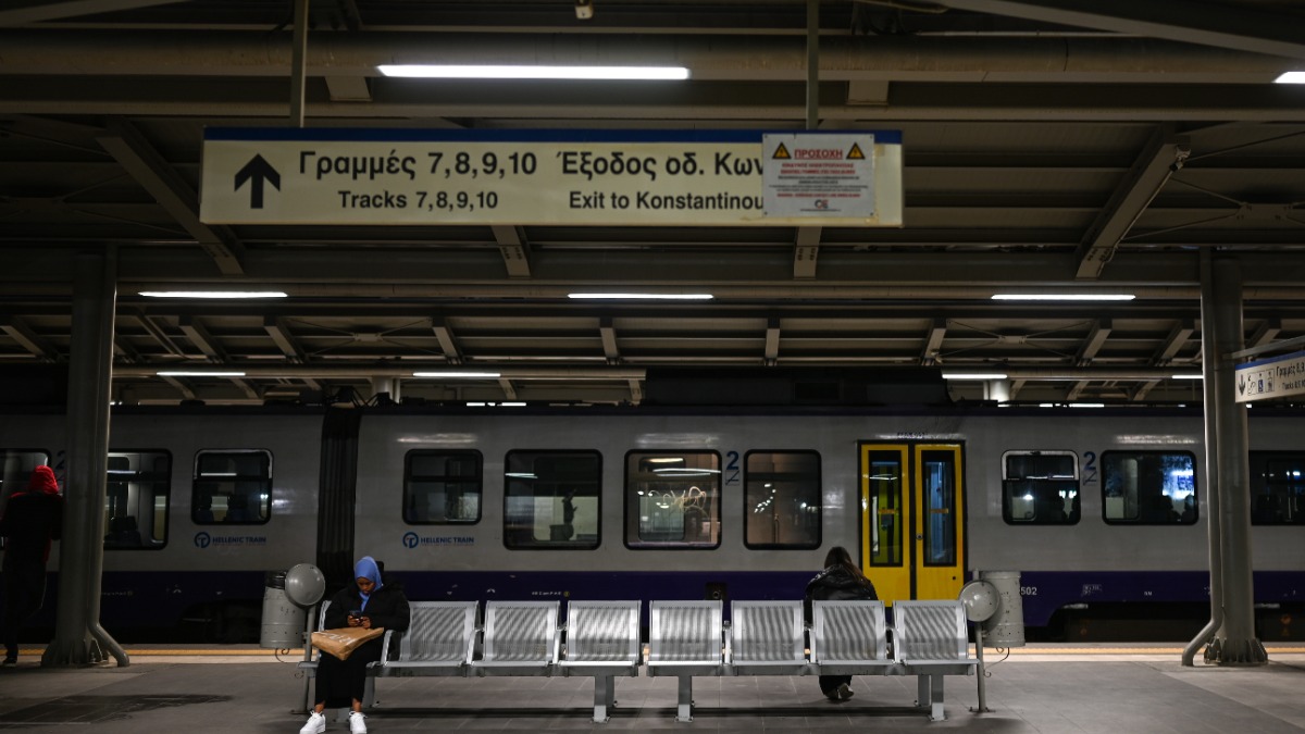 Αλλάζουν όψη Προαστιακός και ΗΣΑΠ: Το σχέδιο ανακαίνισης σταθμών και οι παρεμβάσεις προσβασιμότητας