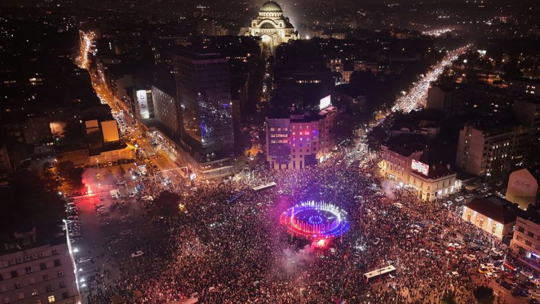 Σερβία: Θρίαμβος της «Φοιτητικής Λίστας» στις εκλογές – Στους δρόμους χιλιάδες πολίτες Σερβία: Θρίαμβος της «Φοιτητικής Λίστας» στις εκλογές – Στους δρόμους χιλιάδες πολίτες
