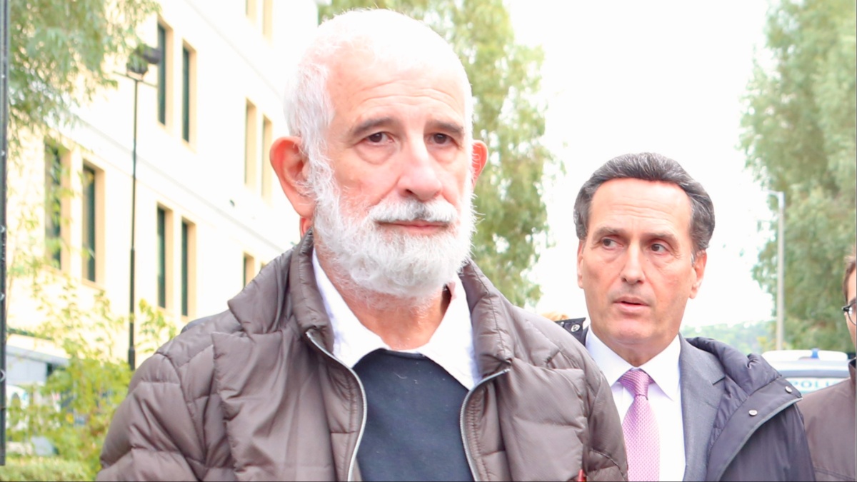 Πέτρος Φιλιππίδης: Οι πρώτες δηλώσεις μετά τη νίκη του στο δικαστήριο – «Σιγά σιγά η αλήθεια εμφανίζεται»