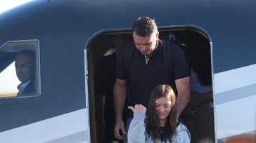 Φλάβιο Μπολσονάρο: Υπό άκρα μυστικότητα έφτασε στο Μαϊάμι με την οικογένειά του