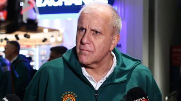 Ομπράντοβιτς: «Ξέρουμε ότι η Εφές παίζει ωραίο μπάσκετ»