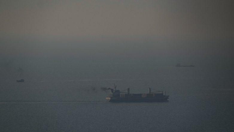 Στενά του Ορμούζ: Πυρκαγιά σε πλοίο στα ανοικτά του Ομάν