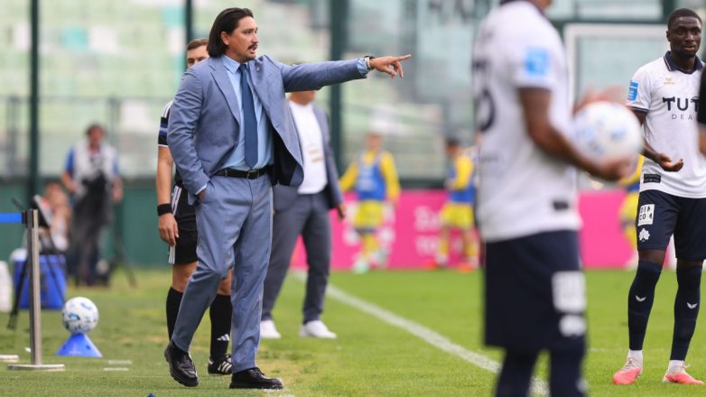 Κηφισιά-Ολυμπιακός: Σκληρή μάχη στη Λεωφόρο