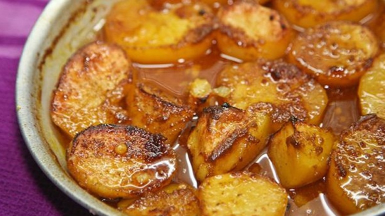 Γλυκές πατάτες φούρνου με πορτοκάλι και μέλι