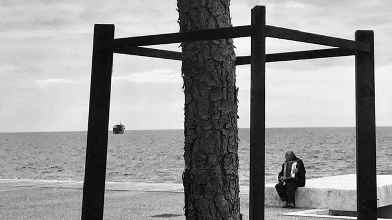 Ανθρωποι και streetview