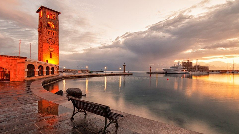 Φωτογραφίζοντας τη Ρόδο