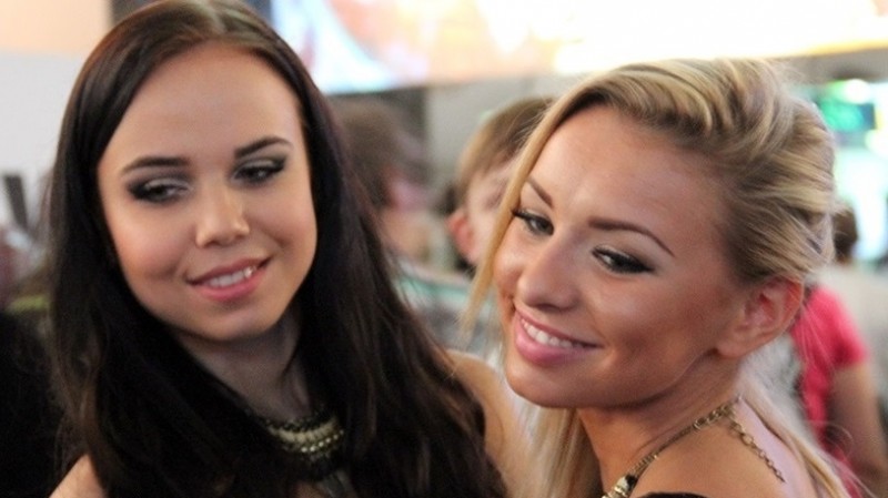 Gamescom 2014: Booth babes και cosplay