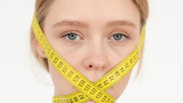 Οι διατροφικές διαταραχές μπορούν να συμβούν σε οποιαδήποτε ηλικία