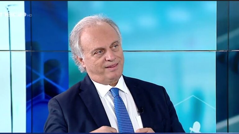 Ιατρικό Αθηνών: Ο Δρ. Κωνσταντίνος Κωνσταντινίδης στο τιμόνι της Παγκόσμιας Επιστημονικής Εταιρείας Ρομποτικής Χειρουργικής