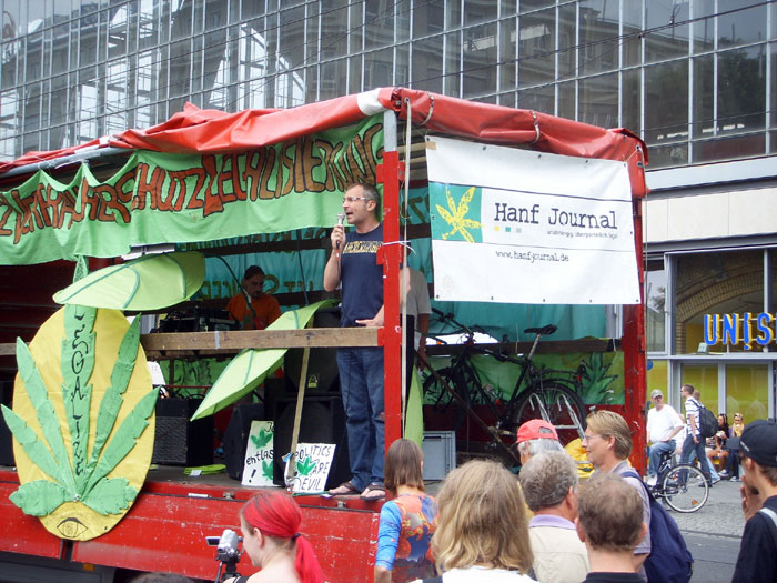 Ομιλία σε προηγούμενη Παρέλαση Κάνναβης