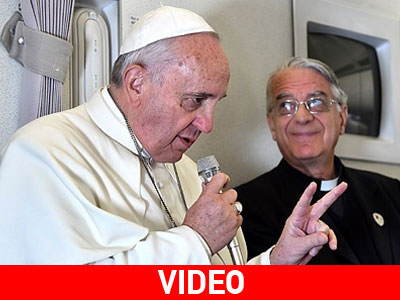 Πάπας Φραγκίσκος: «Oι καθολικοί να κάνουν παιδιά άλλα όχι… σαν τα κουνέλια!»