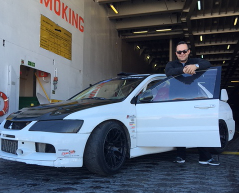 O Κώστας Πατσουρέας ετοιμάζεται για Κύπρο!