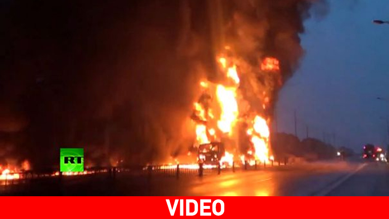 Κόλαση φωτιάς σε αυτοκινητόδρομο της Κίνας