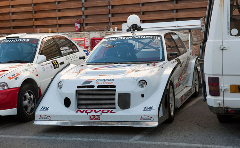 Ειδικά διαμορφωμένο Mitsubishi...