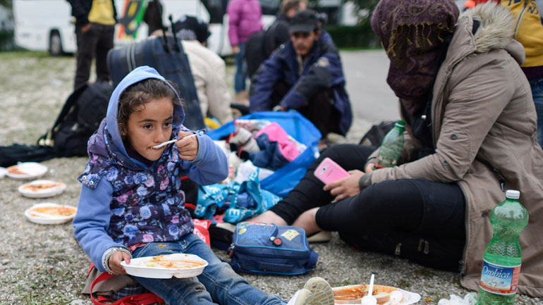 Τη μετεγκατάσταση προσφύγων από το έδαφός της θα ζητήσει η Σουηδία