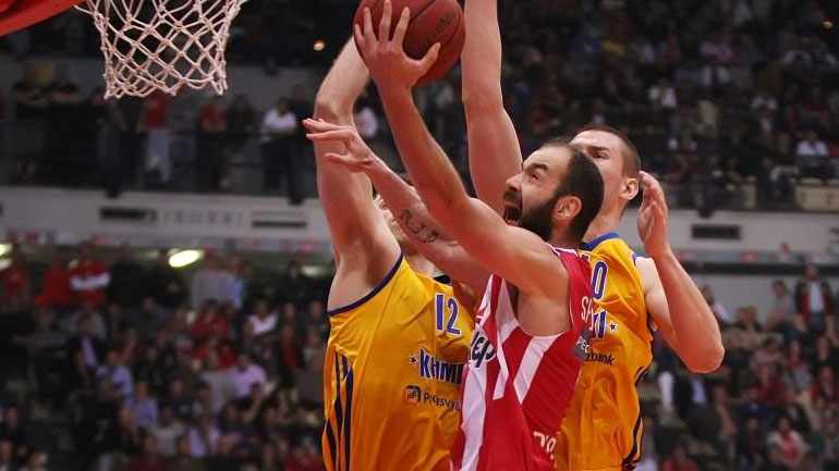 «Moνόδρομος» η νίκη για τον Ολυμπιακό απέναντι στην Χίμκι