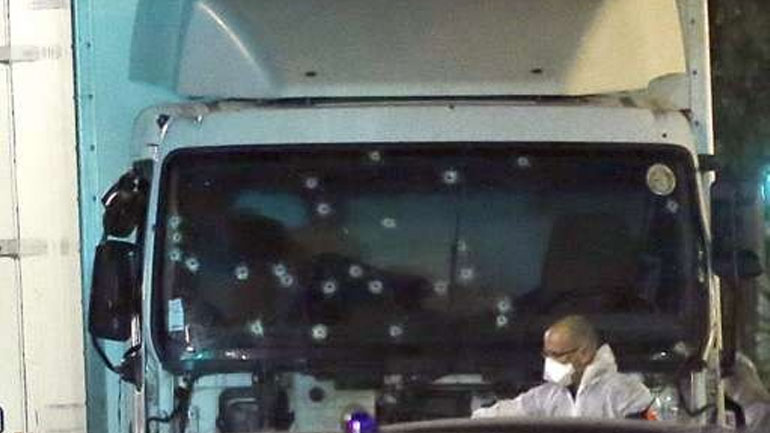 Συστάσεις προς τα γαλλικά ΜΜΕ λόγω σοκαριστικών εικόνων από την τρομοκρατική επίθεση