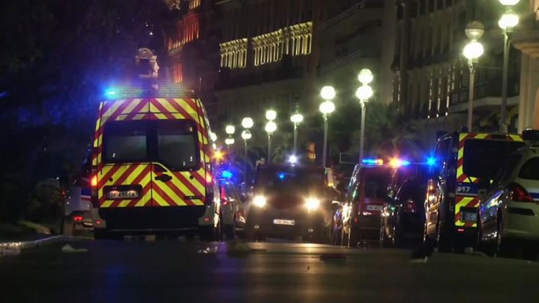 Προβληματισμένοι οι Γάλλοι για τα μέτρα έκτακτης ανάγκης