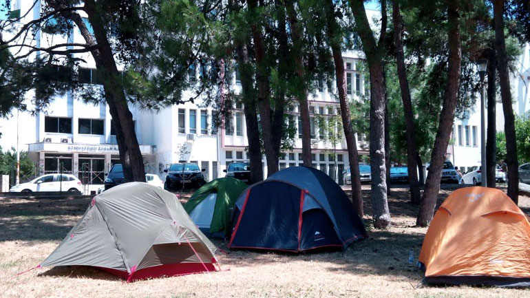 Αυθαίρετη η δράση του «No Border Camp», σύμφωνα με τη διοίκηση του δήμου Θεσσαλονίκης