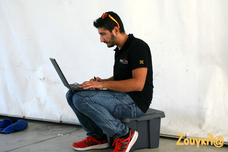 Ανάλυση δεδομένων για να προχωρήσει η εξέλιξη...