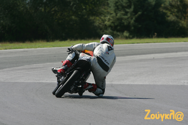 Όσο περισσότερους γύρους γράφεις στην πίστα τόσο περισσότερα δεδομένα συγκεντρώνεις...