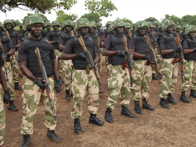 Νιγηρία: Στρατιώτες στασίασαν απαιτώντας καλύτερα όπλα