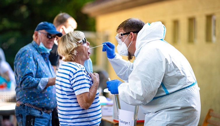 «Καμπανάκι» των γιατρών στην Αυστρία – Φόβοι για δεύτερο κύμα κορωνoϊού