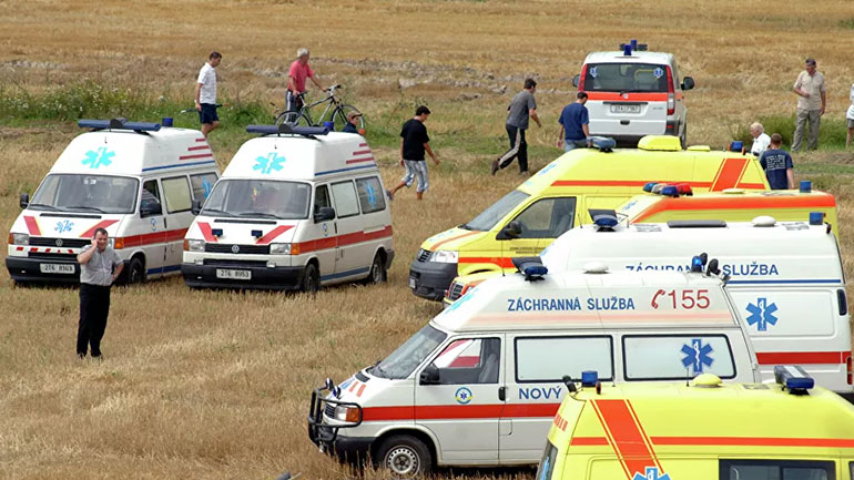 Σφοδρή σύγκρουση τρένων στην Τσεχία – 3 νεκροί και δεκάδες τραυματίες