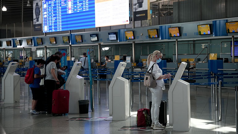 Σε πλήρη ετοιμότητα το αεροδρόμιο Χανίων για να δεχτεί τις πρώτες πτήσεις εξωτερικού