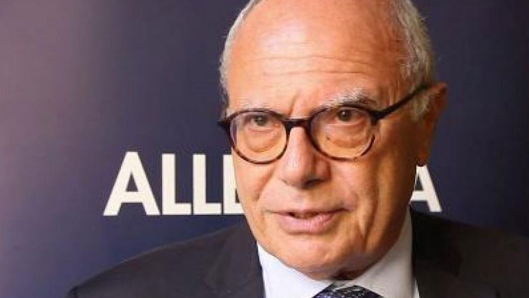 Μάσιμο Γκάλι: Προσοχή στη μεταδοτικότητα των μεταλλάξεων του κορωνοϊού