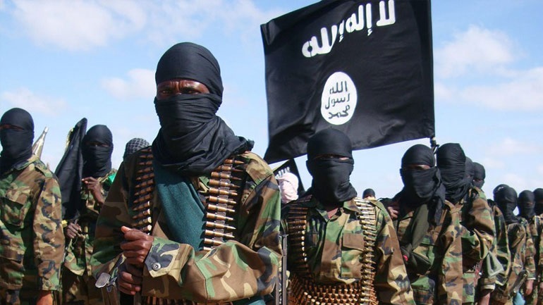 Συρία: 18 νεκροί από επιθέσεις του ISIS και της ρωσικής αεροπορίας στην έρημο