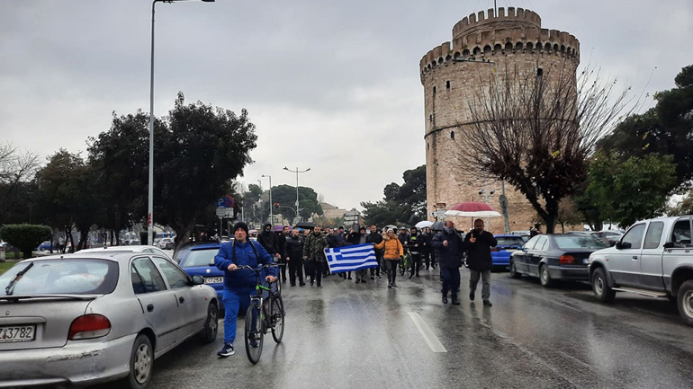 Θεσσαλονίκη: Πορεία υπέρ του Τζόκοβιτς και κατά των υποχρεωτικών εμβολιασμών