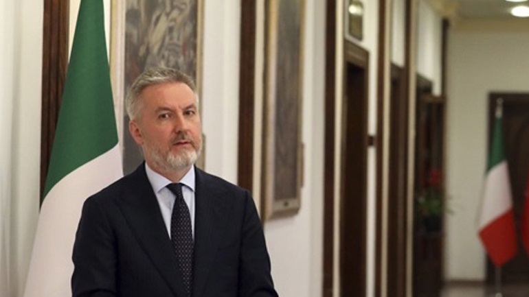 Λεκτική επίθεση του Αλεξέι Παραμάνοφ στον Ιταλό υπ. Άμυνας Λορέντσο Γκουερίνι