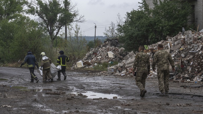 Δεκατρείς άμαχοι σκοτώθηκαν από ουκρανικό πλήγμα στο Ντονέτσκ