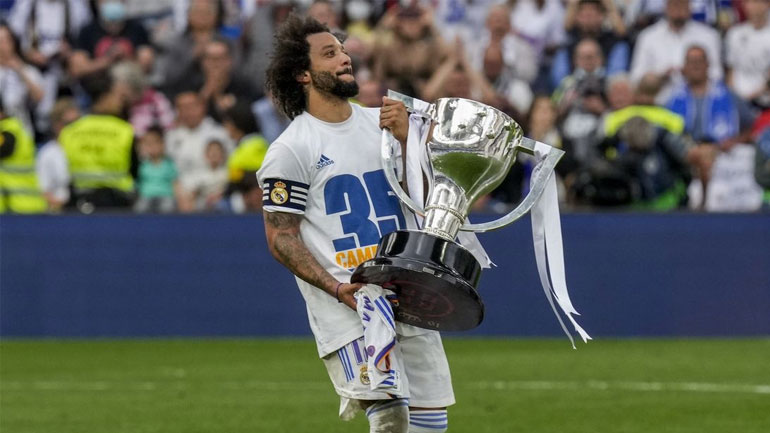 Ολυμπιακός: «Φιέστα» για τον Μαρσέλο στο «Γεώργιος Καραϊσκάκης»