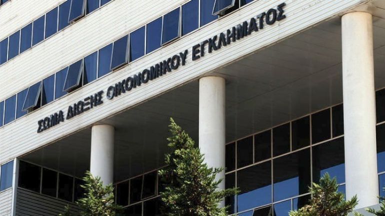 Εντοπίστηκε εργαστήριο παρασκευής νοθευμένων αλκοολούχων ποτών -Συνελήφθησαν δύο άτομα