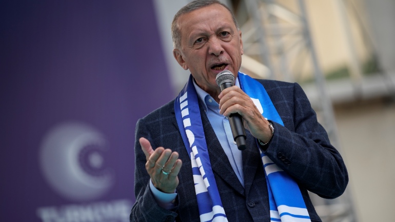 O Ερντογάν κατηγορεί την τουρκική αντιπολίτευση ότι συνεργάζεται με τον Αμερικανό πρόεδρο Τζο Μπάιντεν