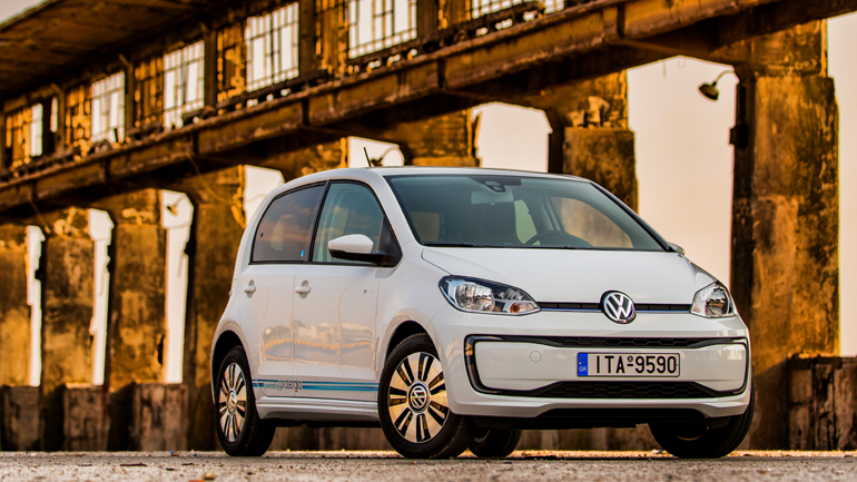 Στα 10.000 ευρώ κάτω η τιμή του ηλεκτρικού VW up! – H χαμηλότερη που έχει υπάρξει ποτέ