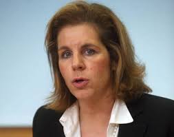 Η εισηγήτρια της ΔΗ.ΣΥ Εύη Χριστοφιλοπούλου