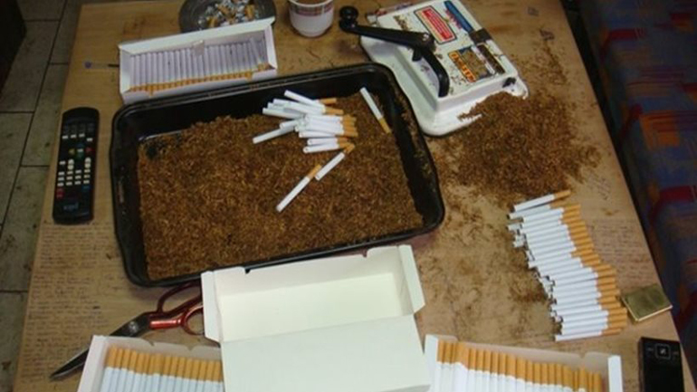 Συλλήψεις για λαθρεμπόριο στην Χαλκίδα Συλλήψεις για λαθρεμπόριο στην Χαλκίδα