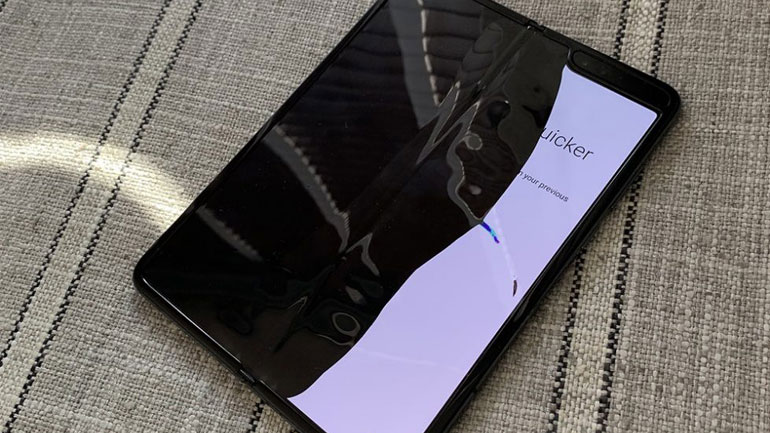 Χαλασμένες οθόνες για τα πρώτα Samsung Galaxy Fold