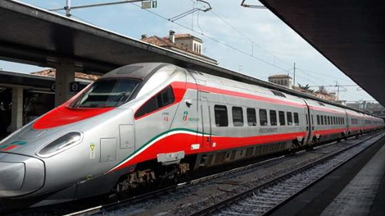 Έρχονται τα «ασημένια βέλη» των σιδηρόδρομων: Τι αλλάζει στα ταξίδια με τρένο