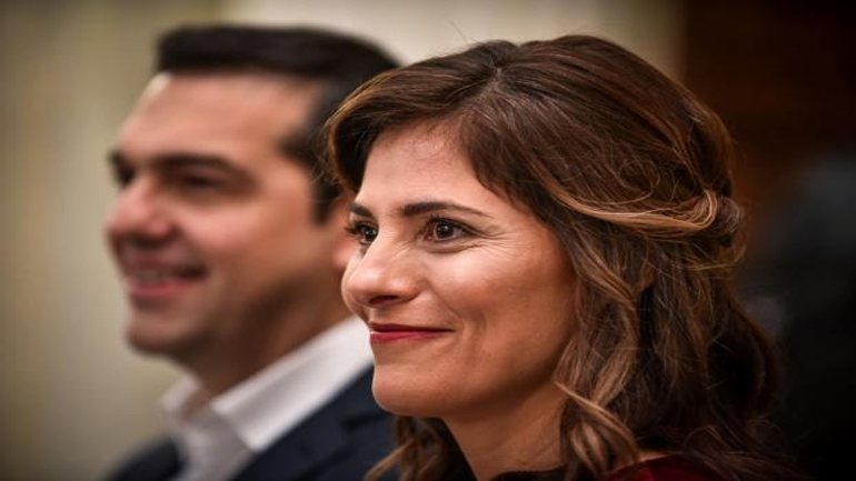 Επίσημα καθηγήτρια του Πανεπιστημίου Θεσσαλίας, η Μπέτυ Μπαζιάνα: Τι θα διδάσκει