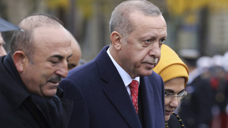 Ο Τσαβούσογλου «διορθώνει» τον Ερντογάν: «Δεν μπορούμε να στείλουμε στρατό στη Λιβύη»