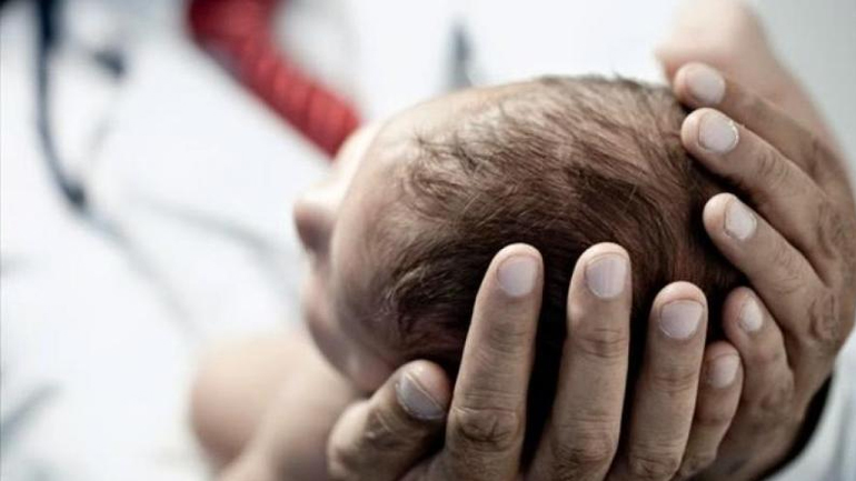 Η οικονομική κρίση έφερε μείωση των γεννήσεων