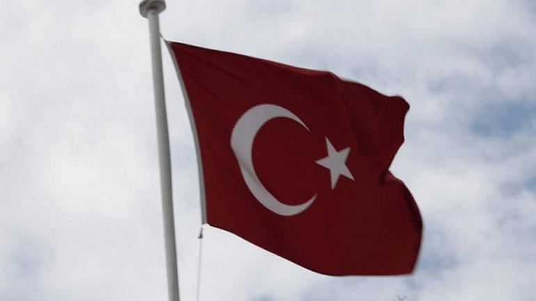 Τουρκικό δικαστήριο διατάσσει την απελευθέρωση δύο δημοσιογράφων που κατηγορούνταν για σχέσεις με το δίκτυο Γκιουλέν