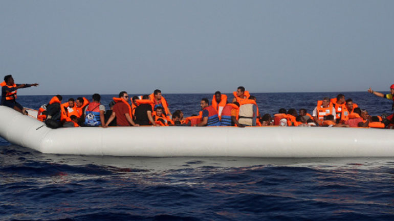 Δεκαέξι νεκροί από ναυάγιο στο Μαρόκο