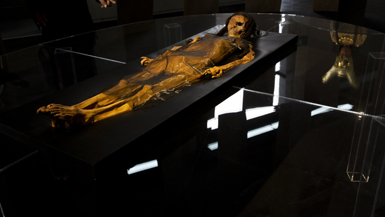 Μούμια γυναίκας με γούνινα εσώρουχα βρέθηκε στη Ρωσία