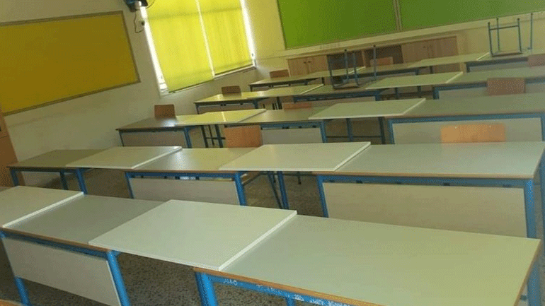 Κύπρος: Σάλος με τα «συναρμολογούμενα» θρανία λόγω κορωνοϊού